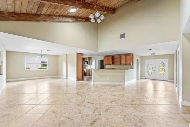Residence photo 11
