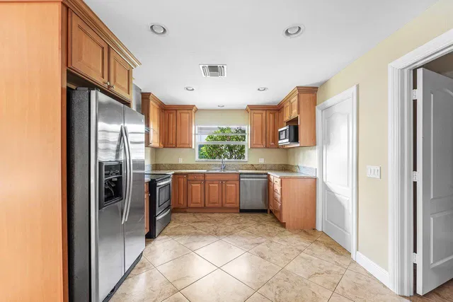Residence photo 15