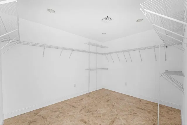 Residence photo 25