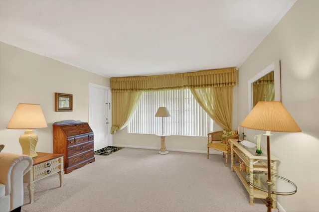 Unit C photo 7