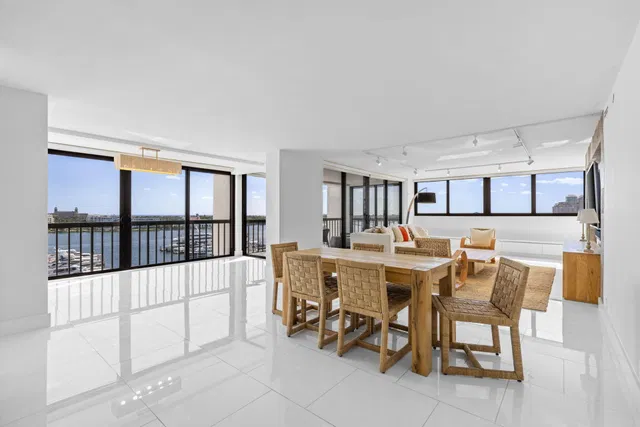 Waterview Towers Unit 1206 photo 4