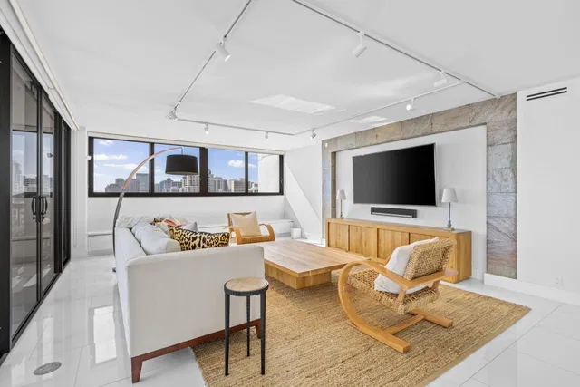 Waterview Towers Unit 1206 photo 11