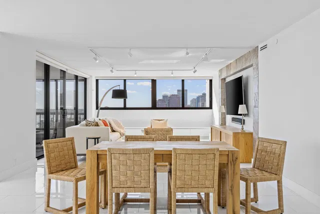 Waterview Towers Unit 1206 photo 12