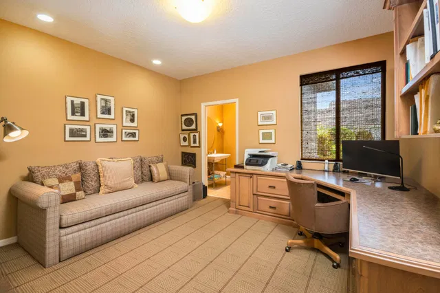 Frenchman's Creek Residence photo 18
