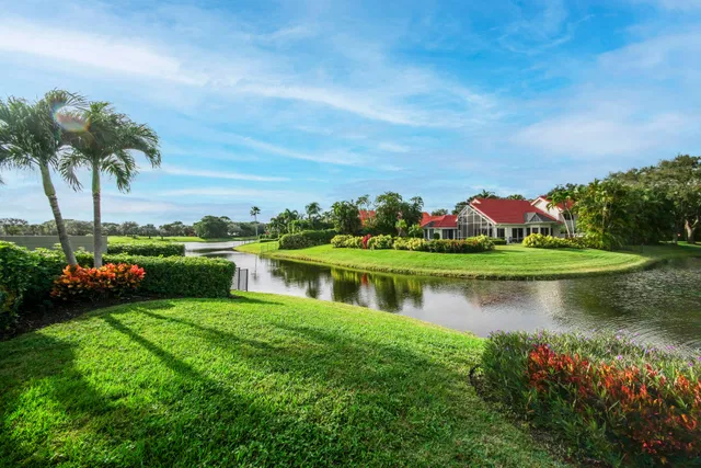 Frenchman's Creek Residence photo 26