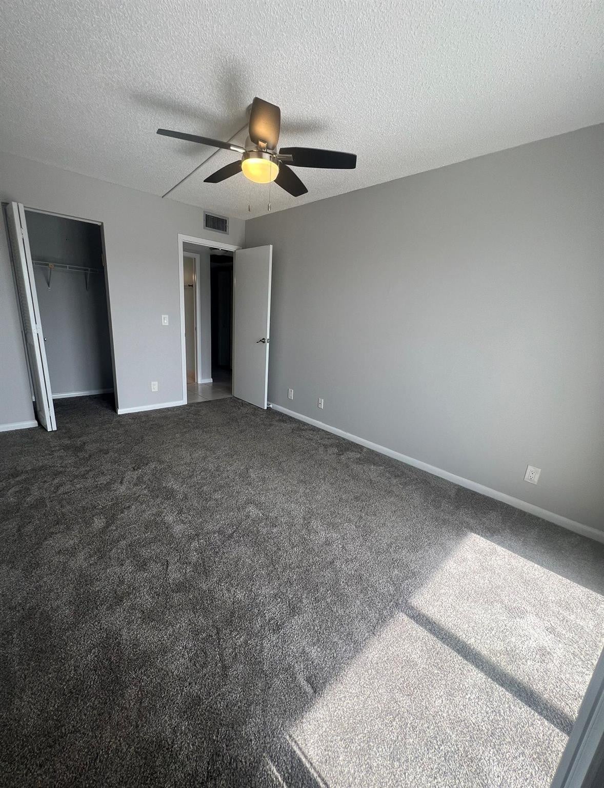Unit 3050 photo 6