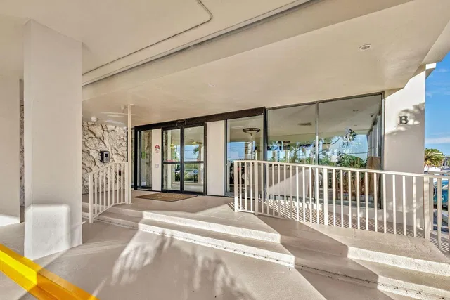Singer Island Unit B1a photo 5