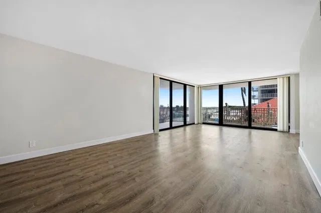 Singer Island Unit B1a photo 11