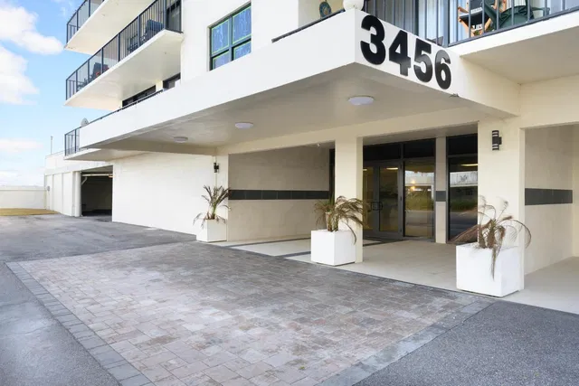 Unit 504 photo 29