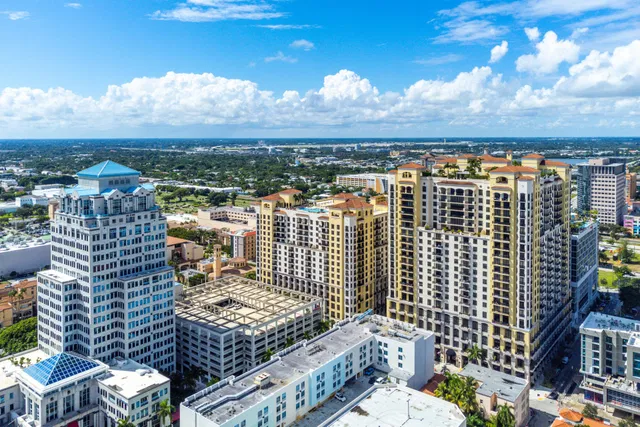 One City Plaza Unit 430 photo 38