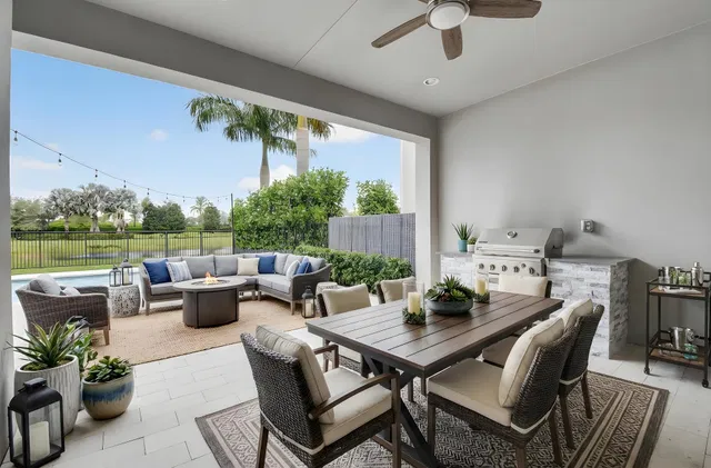 Boca Bridges Residence photo 10