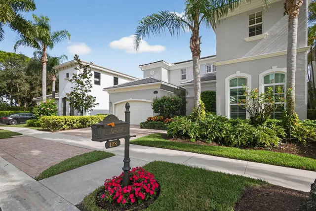 Mirasol Country Club Residence photo 4