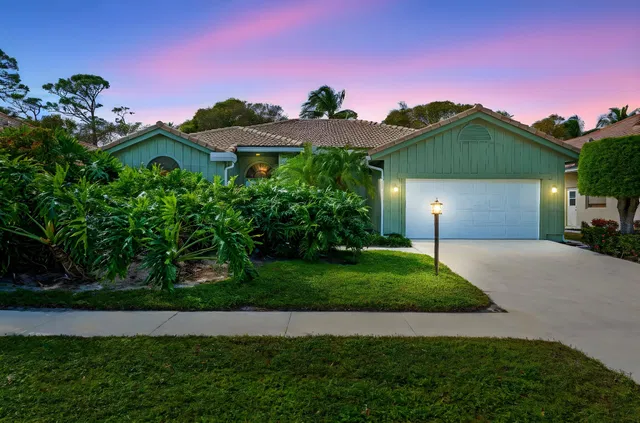 Residence photo 2