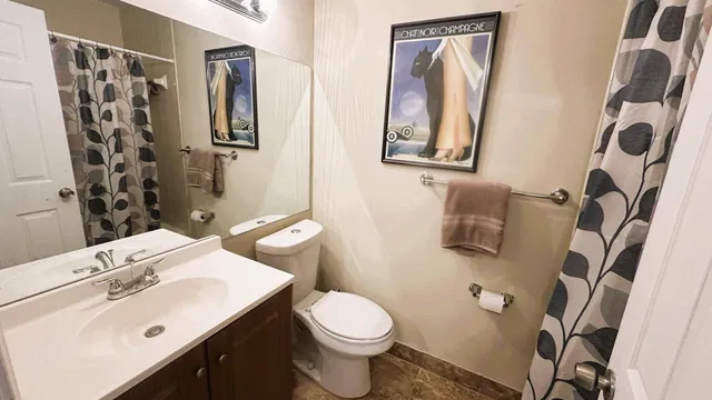 Unit 205 photo 12