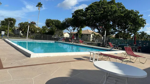 Unit 205 photo 22
