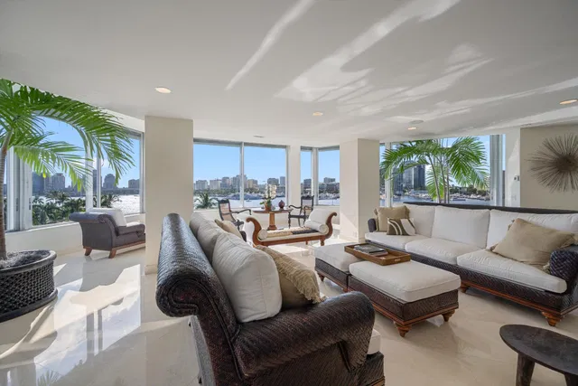 Palm Beach Towers, Palm Beach Unit 514a photo 6