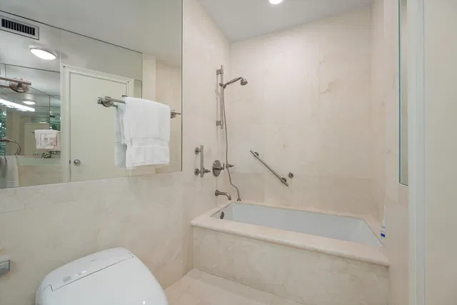 Palm Beach Towers, Palm Beach Unit 514a photo 14
