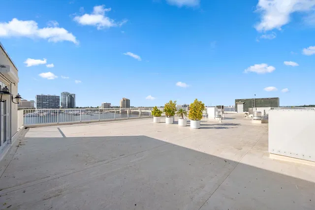 Palm Beach Towers, Palm Beach Unit 514a photo 22