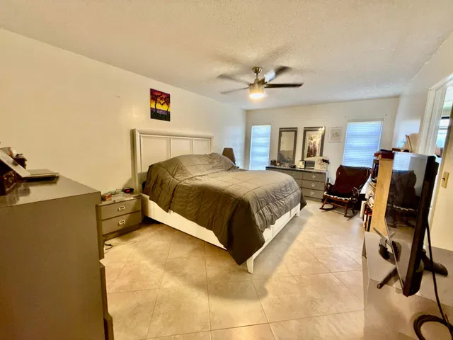 Residence photo 9