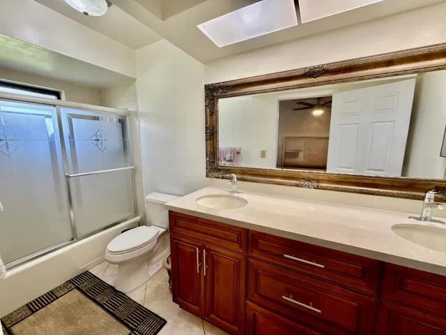 Residence photo 10