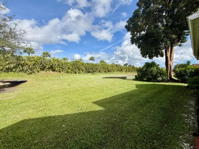 Residence photo 17