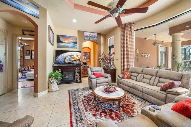 Residence photo 21
