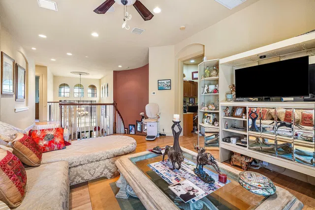 Residence photo 42