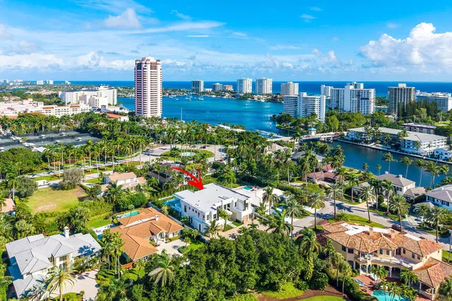 Royal Palm Yacht and Country Club Residence photo 3