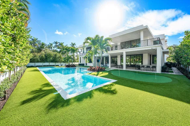 Royal Palm Yacht and Country Club Residence photo 24