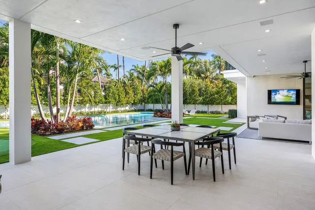 Royal Palm Yacht and Country Club Residence photo 29