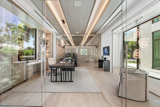 Royal Palm Yacht and Country Club Residence photo 45