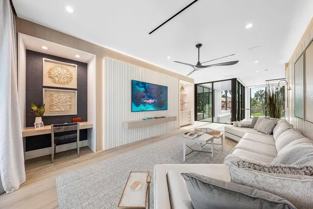 Royal Palm Yacht and Country Club Residence photo 54