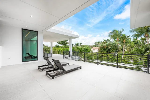 Royal Palm Yacht and Country Club Residence photo 55