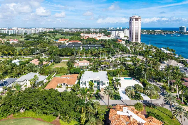 Royal Palm Yacht and Country Club Residence photo 95