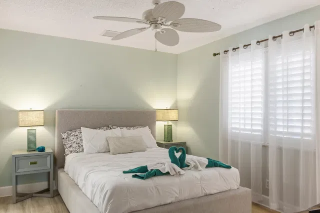 Residence photo 25