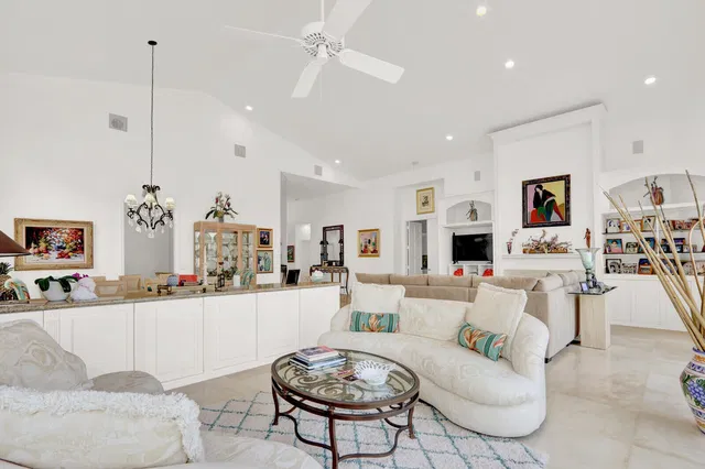 Frenchman's Creek Residence photo 10