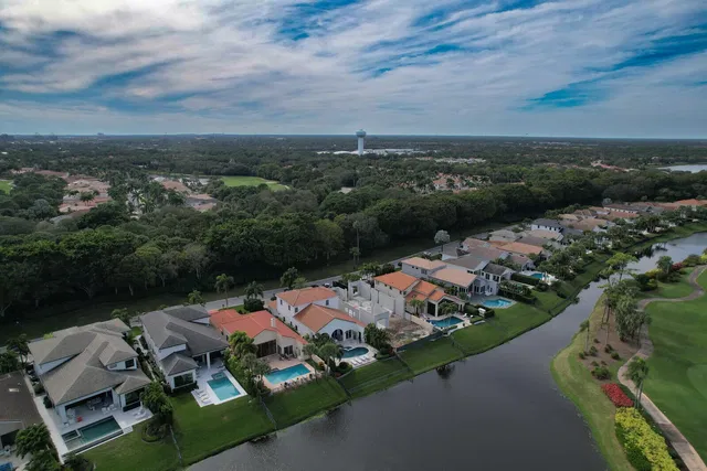 Frenchman's Creek Residence photo 43