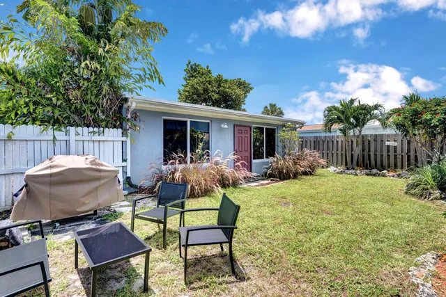 SoSo West Palm Beach Residence photo 23