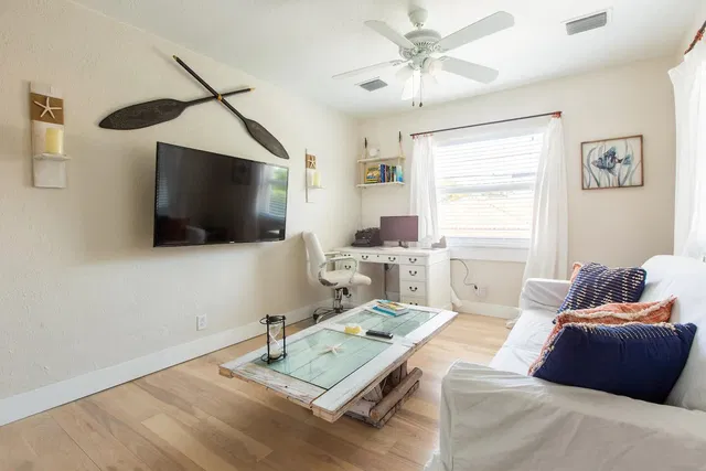 SoSo West Palm Beach Residence photo 26