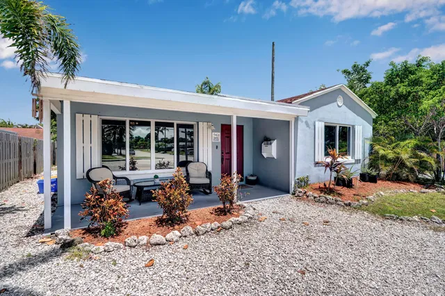 SoSo West Palm Beach Residence photo 43
