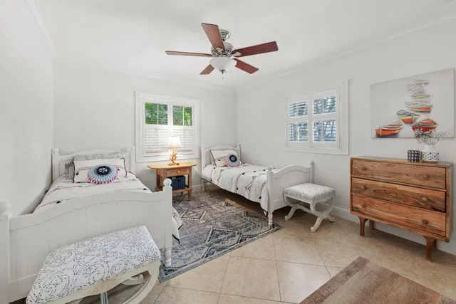 Residence photo 17
