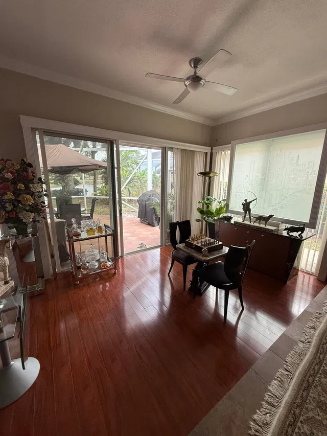 Residence photo 11