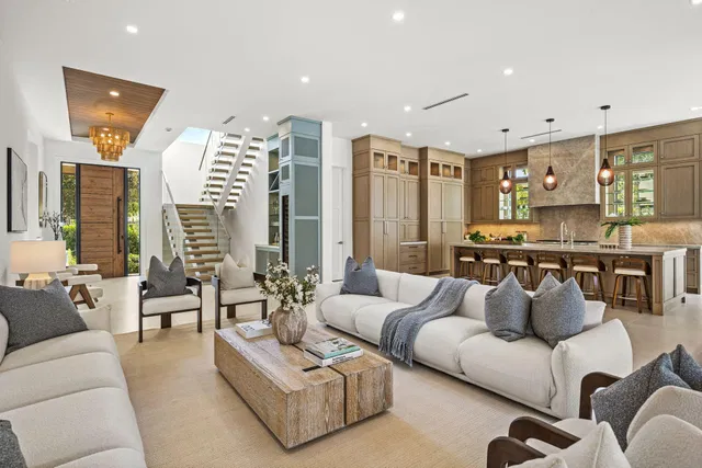 SoSo West Palm Beach Residence photo 3