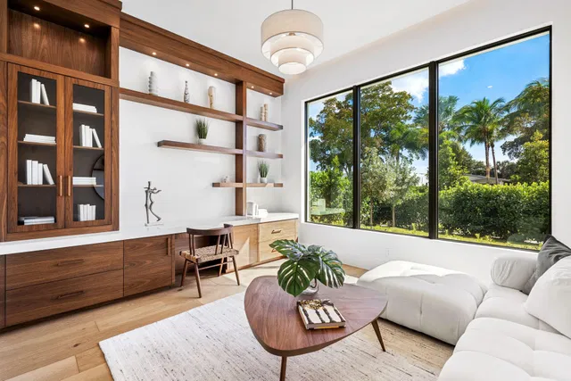 SoSo West Palm Beach Residence photo 11