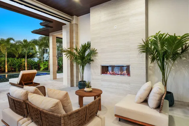 SoSo West Palm Beach Residence photo 21