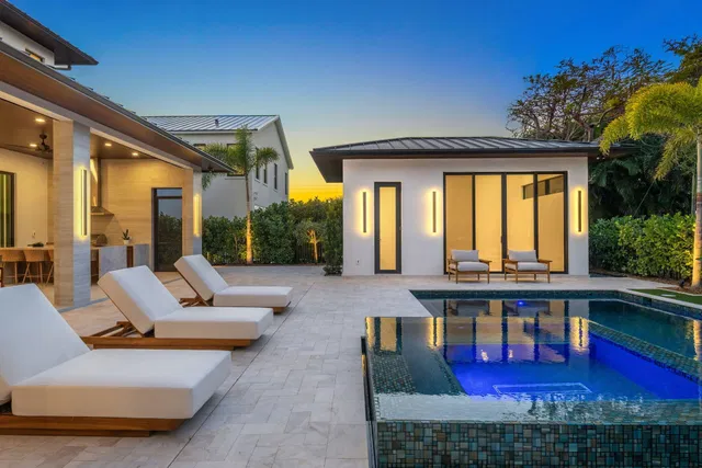 SoSo West Palm Beach Residence photo 28