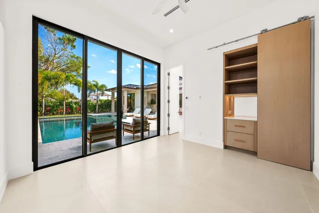 SoSo West Palm Beach Residence photo 32