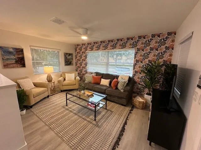 Village of North Palm Beach Unit 524 photo 2