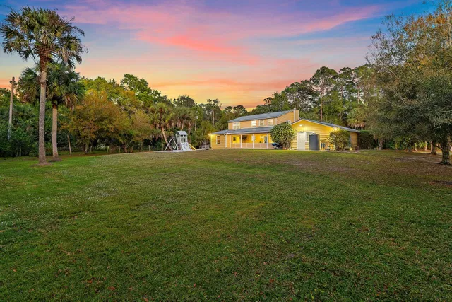  Residence photo 4