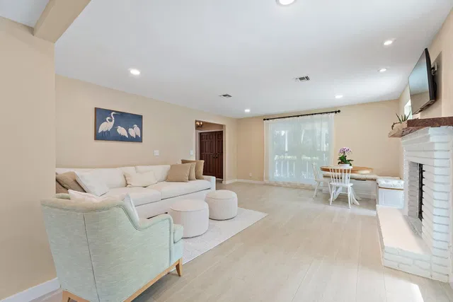  Residence photo 20